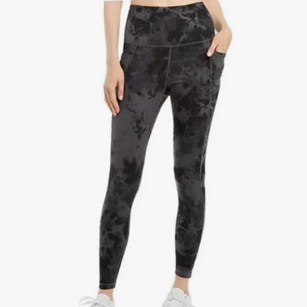 Danskin NWT Ultra High Rise Legging - Tie Dye Crinkle Gray - Large